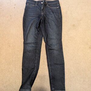 Women's Athleta skinny jeans - size 8